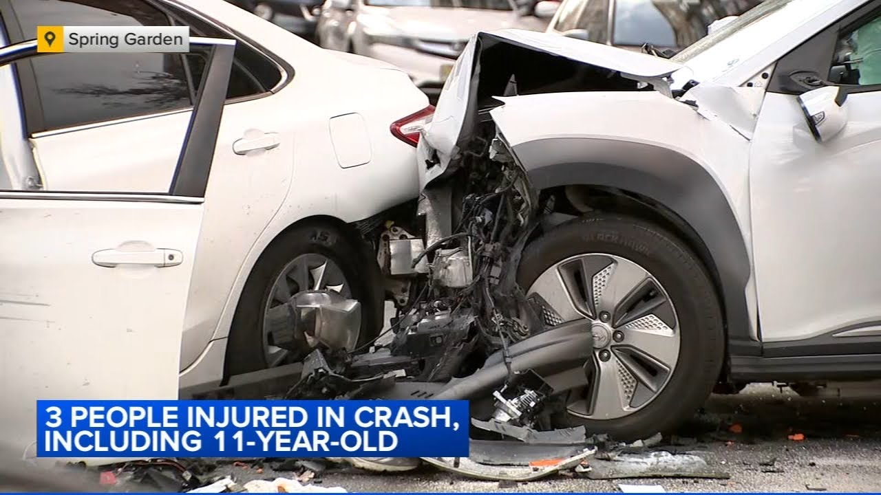 Boy, 11, among those injured in crash after driver runs red light - YouTube