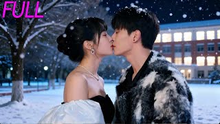 Pasangan Kencan ternyata Cahaya Hatiku! Kubayangkan satu arah, ternyata saling suka!