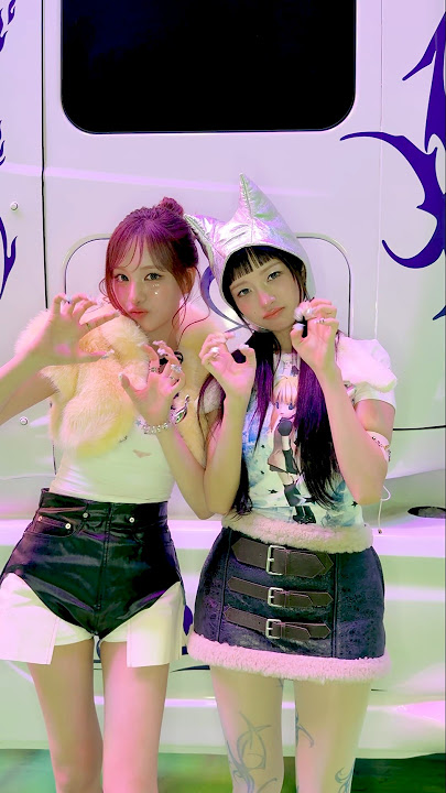 Give me the 🐈🐈‍⬛ #IVE #아이브 #REI #레이 #LIZ #리즈 #XOXZ #XOXZchallenge #Shorts