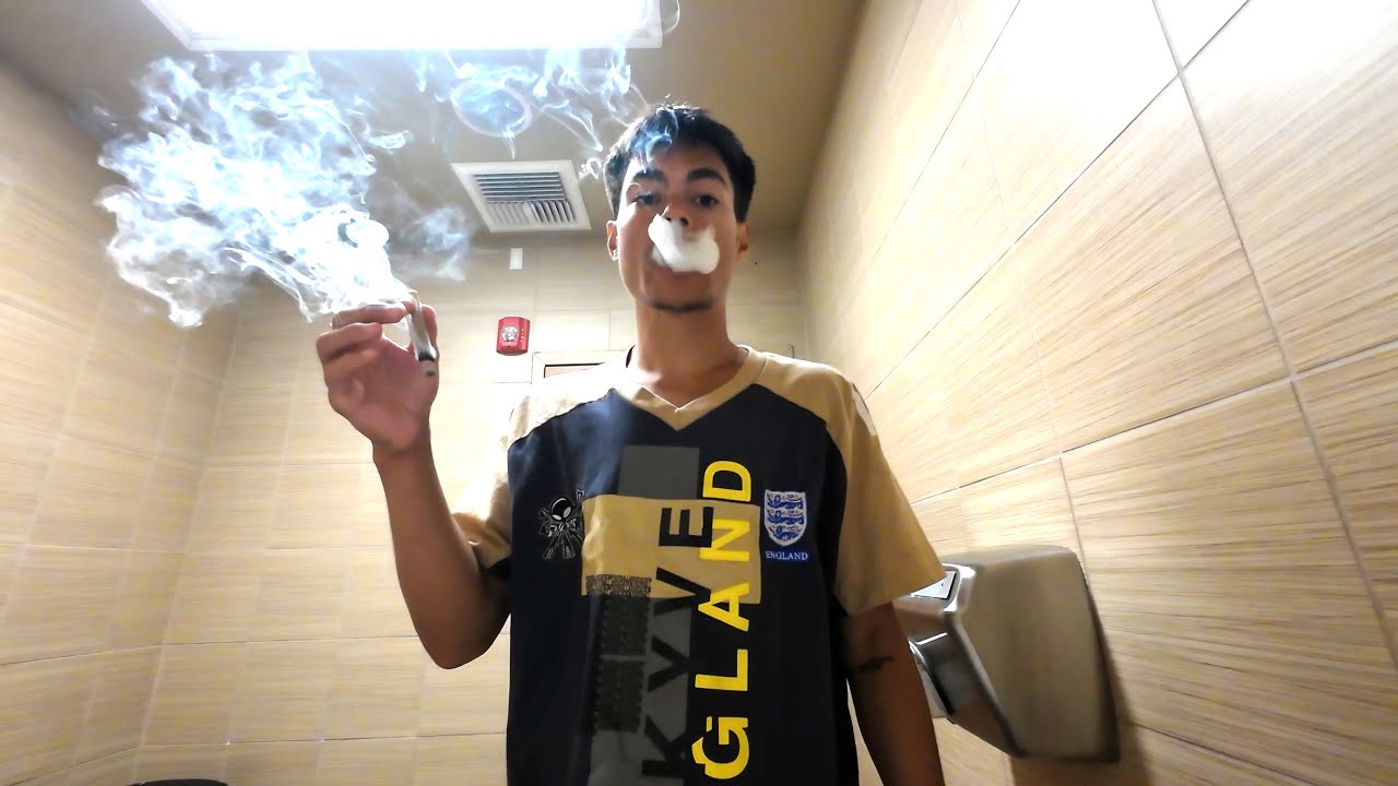 HOTBOXING THE TACO BELL