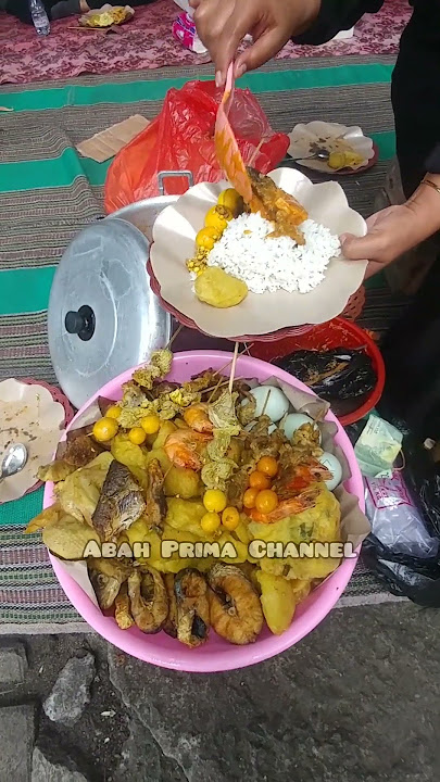 Sego Boranan Khas Lamongan