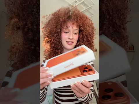 فتح علبة آيفون 17 برو البرتقالي الجديد 17