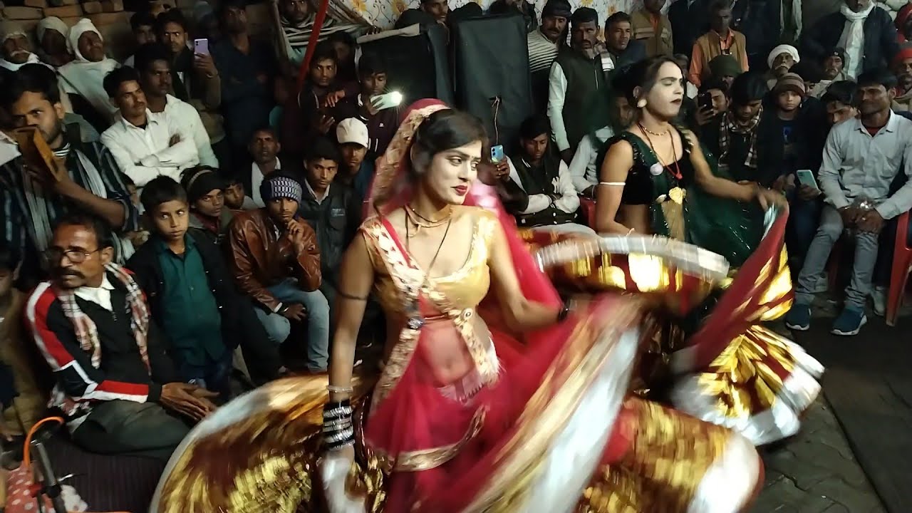 Tunuk tunuk tuk tunna suno pawni binna Rani raj ka geet तुनुक तुनुक तुक ...