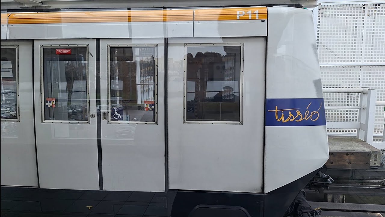 Metro ligne A Toulouse ligne complète Val206 Matra n°11-03 entre (Balma-Gramont et Basso-Cambo)