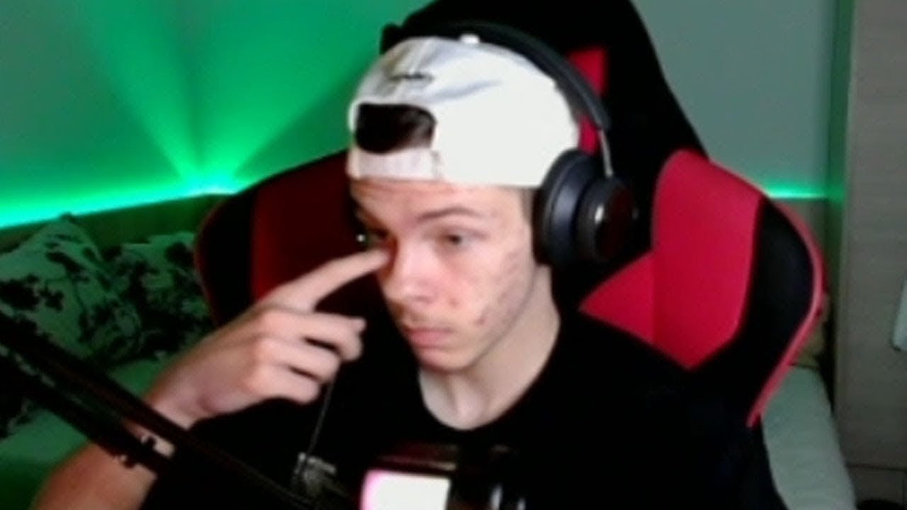 M-AM ALIAT CU L@BAREL LA CS 2VS2! AMICII ACUZA DE HACK!