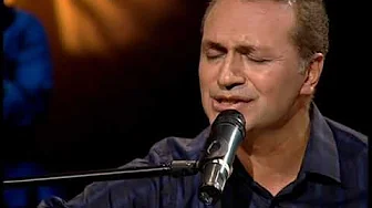 Erol Parlak - Ben Kendimi Gülün Dibinde Buldum