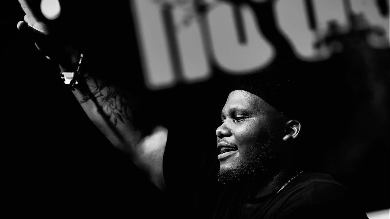 JNR SA LIVE AT GARDEN OF HOUSE BULAWAYO