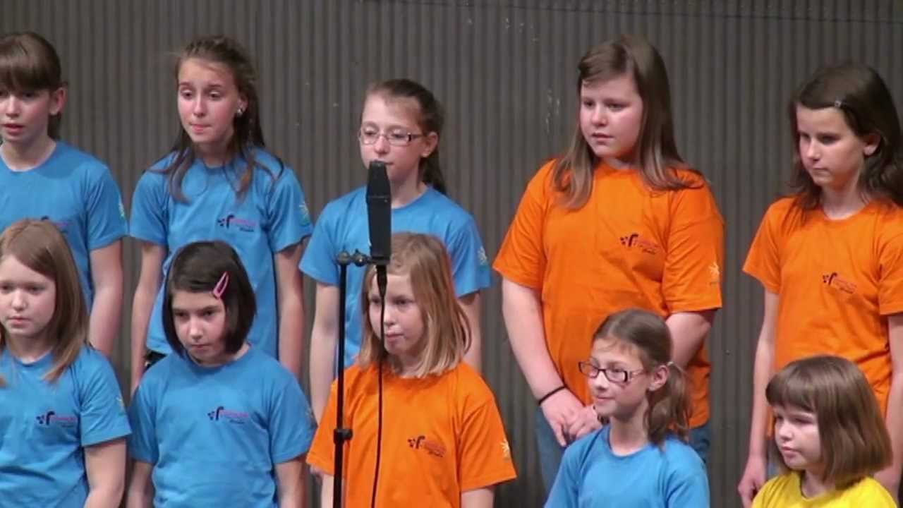 23. REVIJA ZAGORJE OB SAVI, ZDRUŽENI OTROŠKI ZBOR OŠ Dr Bogomirja Magajne, Divača_Spalni vlak