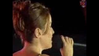 Füsun Ne olur bak bana