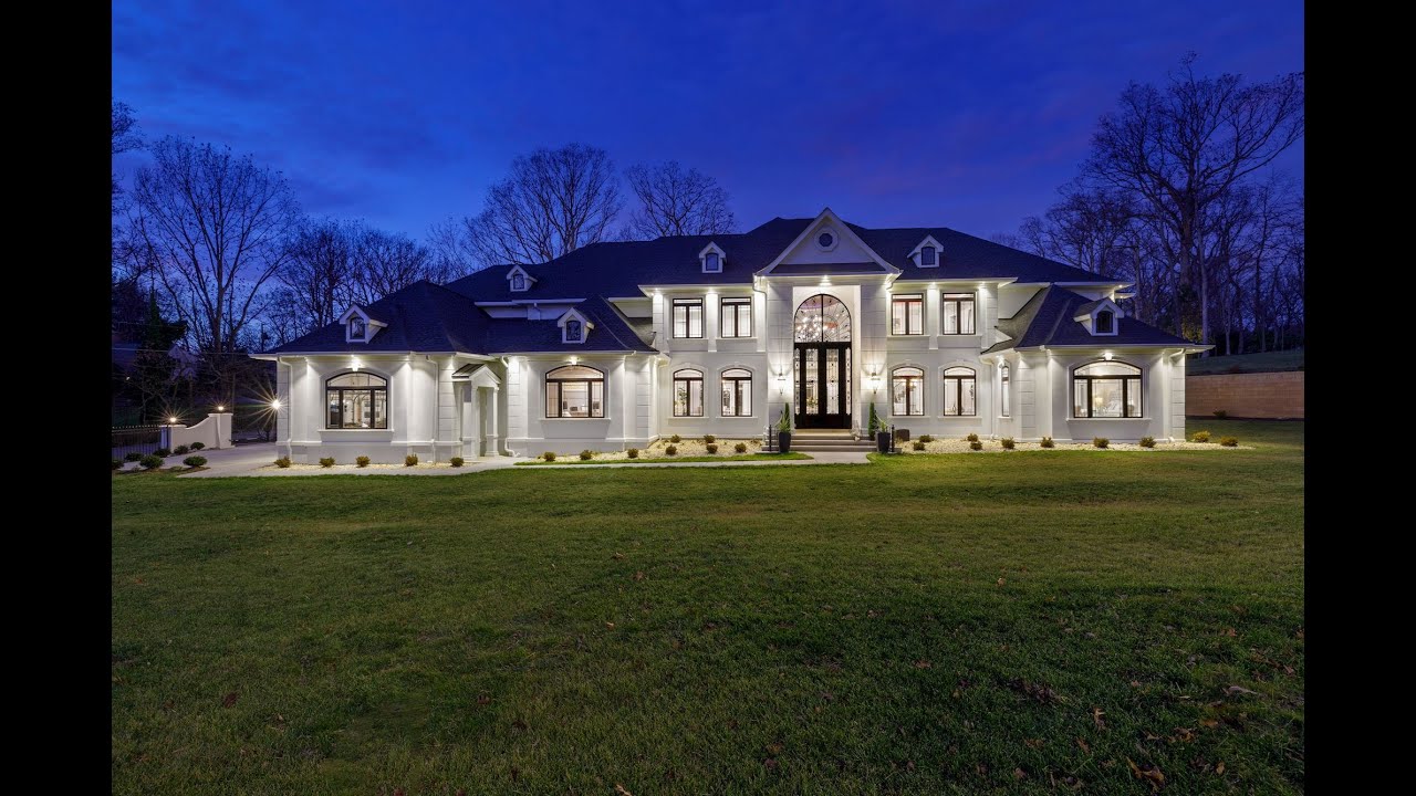 Touring a New Luxury Home in McLean, Virginia. 1125 LAURELWOOD DRIVE