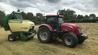 Mr H demos krone Round baler￼