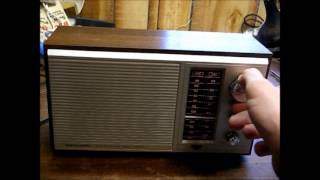 Radio Shack Realistic MTA-15 AM/FM table radio from the mid '90's screenshot 2
