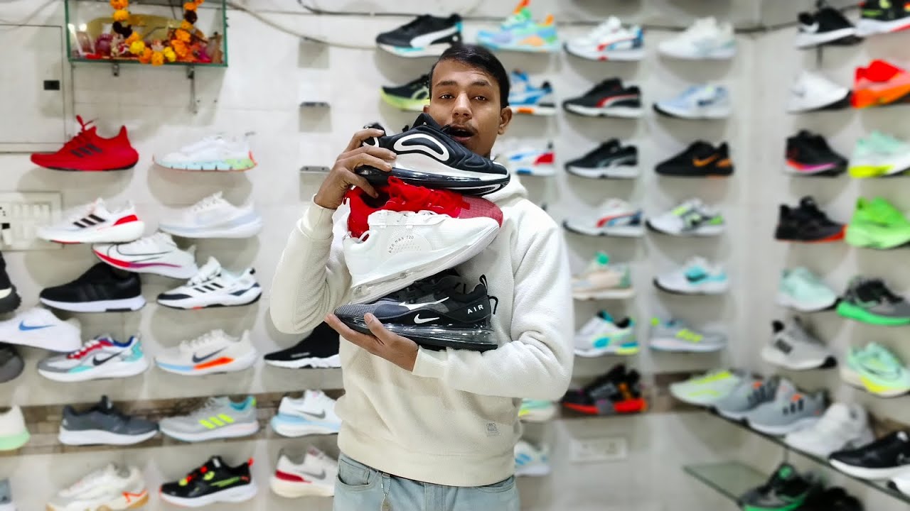 Nike Adidas Puma Reebok all brand all India  delivery free shipping Dm WhatsApp for order 9205673139