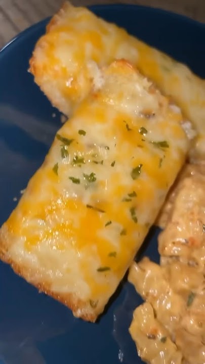 Who wants the recipe for this Cajun Sausage & Shrimp Pasta? #