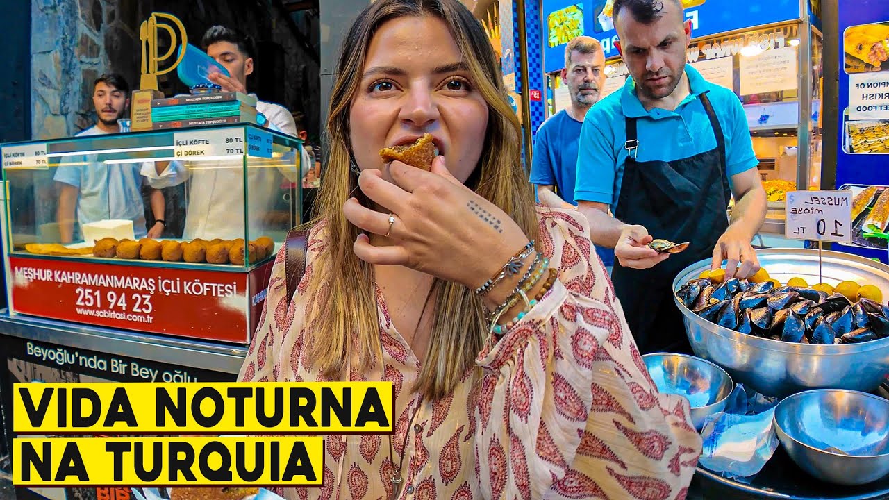 PROVANDO COMIDAS DE RUA NA NOITE DA TURQUIA
