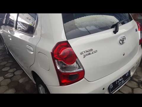 toyota-etios-valco-g-m/t-review-(in-depth-tour)