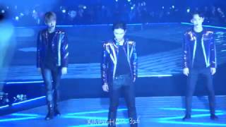 170211 Exordium In Hongkong - Lightsaber Lay Focus