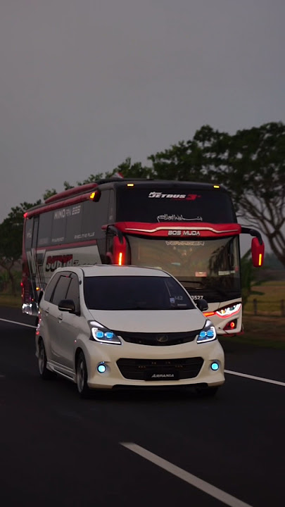 Lagi asyik-asyiknya ngonten malah ada bus ngeblong bahu jalan by @arpania_ 😈🔥‼️ #short #shorts