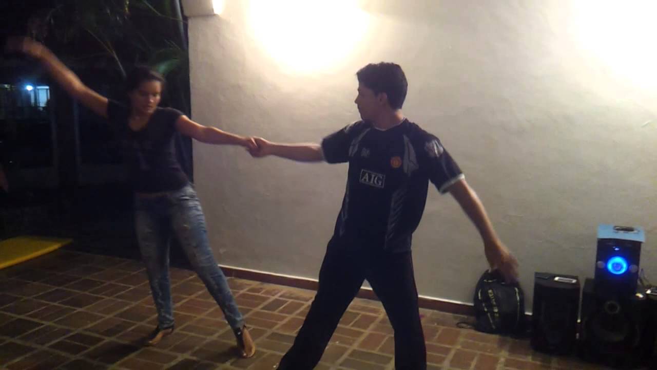 Academia de Salsa FL cargadas 2do nivel y nivel avanzado YouTube
