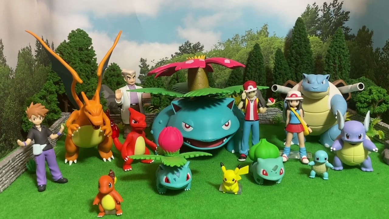 Фигурки стартовых покемонов первого поколения в масштабе 