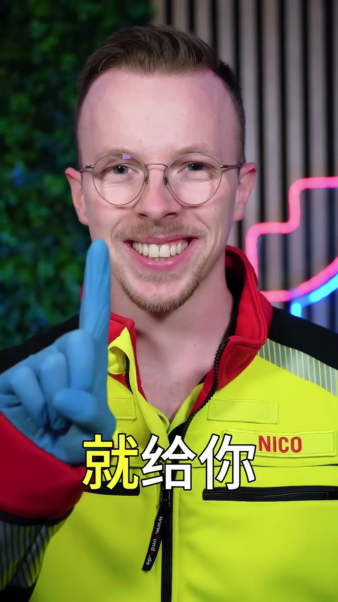 蜘蛛人的普通戰衣能擋住子彈嗎？結果可能讓你意外！😱🕷️