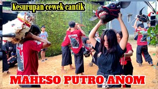 Cewek cantik kesurupan demit liar || MAHESO PUTRO ANOM live tirtomoyo -pakis