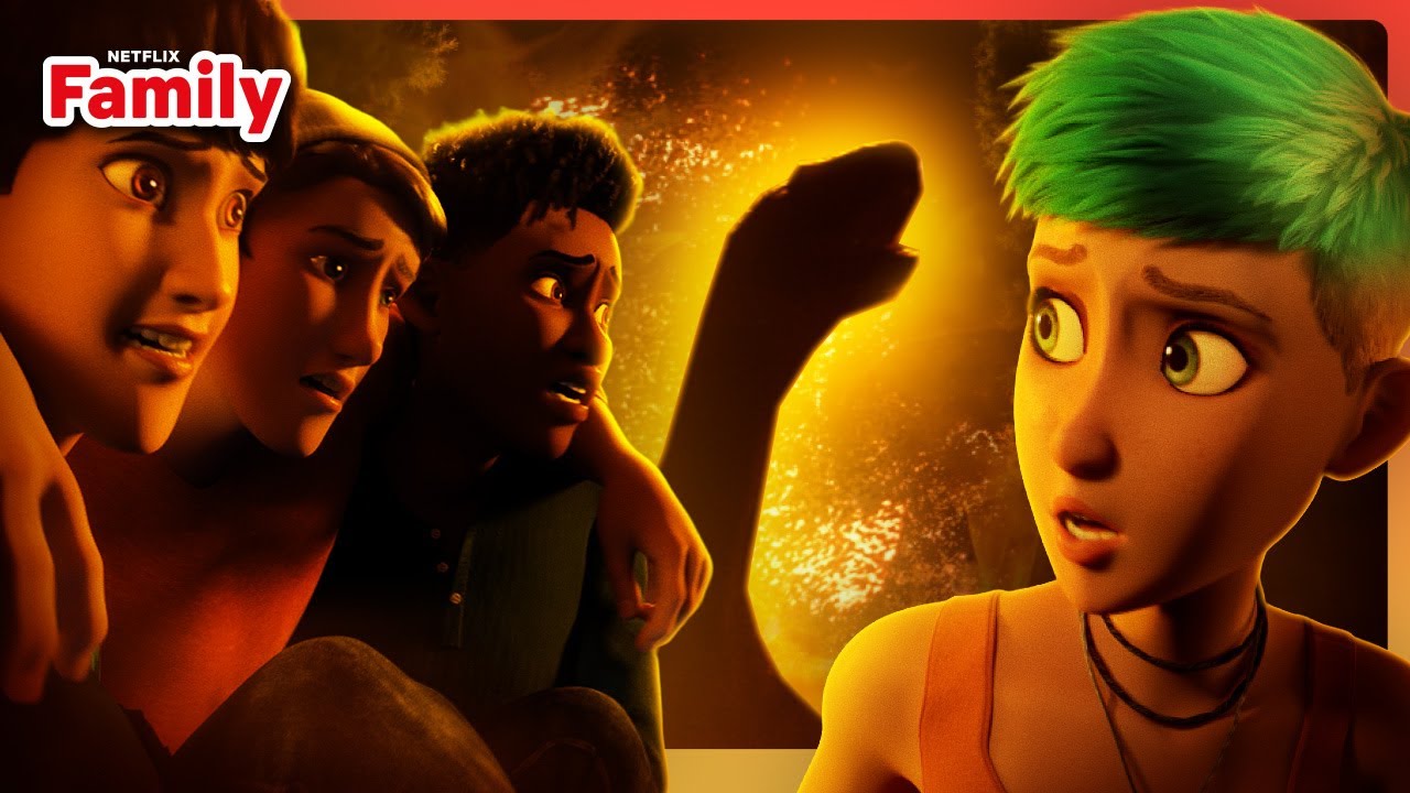 Trapped in a Swarm of Fire Locusts 🔥 Jurassic World: Chaos Theory | Netflix Family