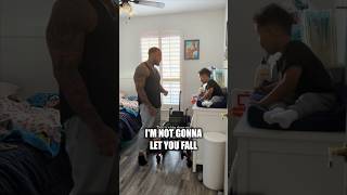 Pria Ini Adalah Ayah Terbaik Tahun Ini 