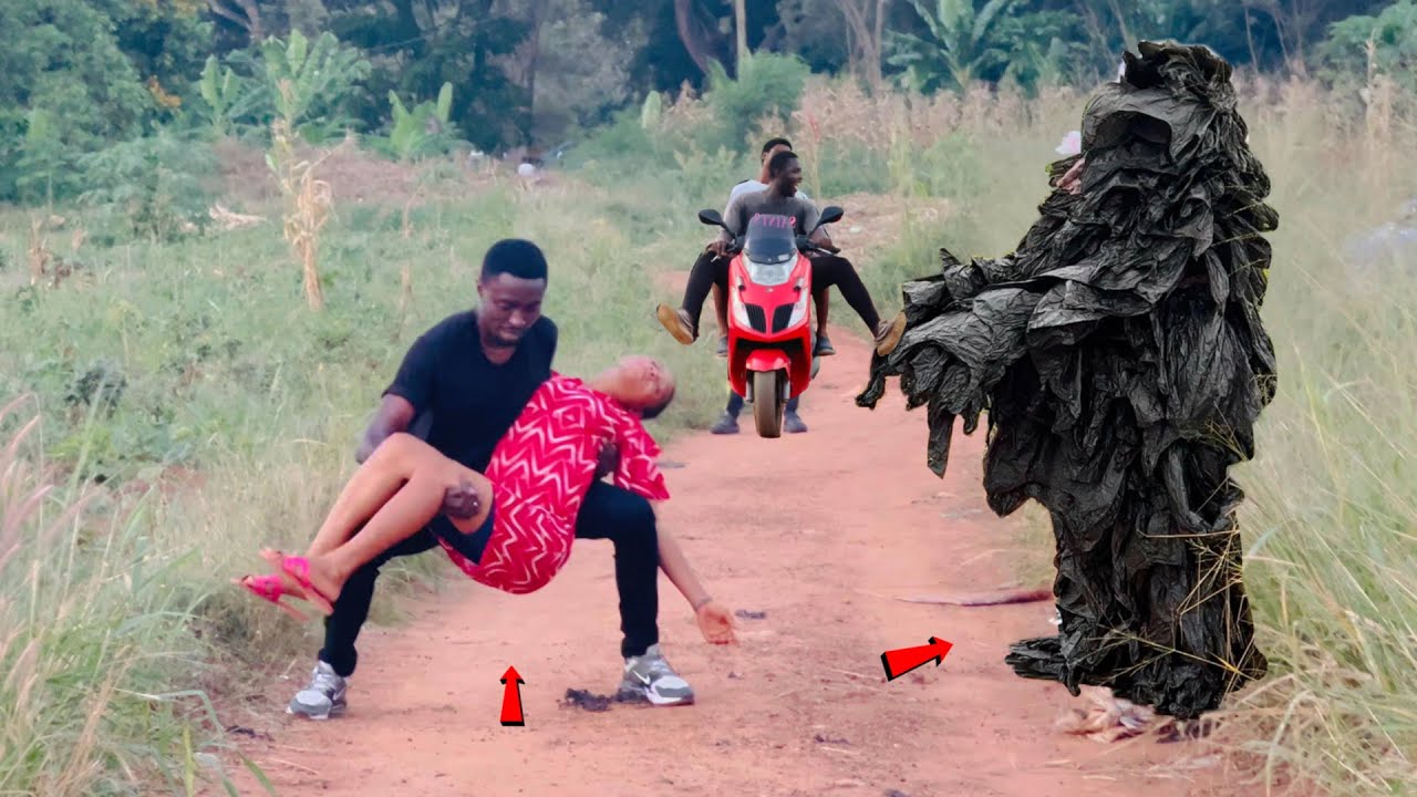 They will remember that SCARE! Bushman Prank! Trashman Prank!