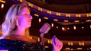 Julie Huard - La Vie En Rose (Live in Tuschinski) Resimi