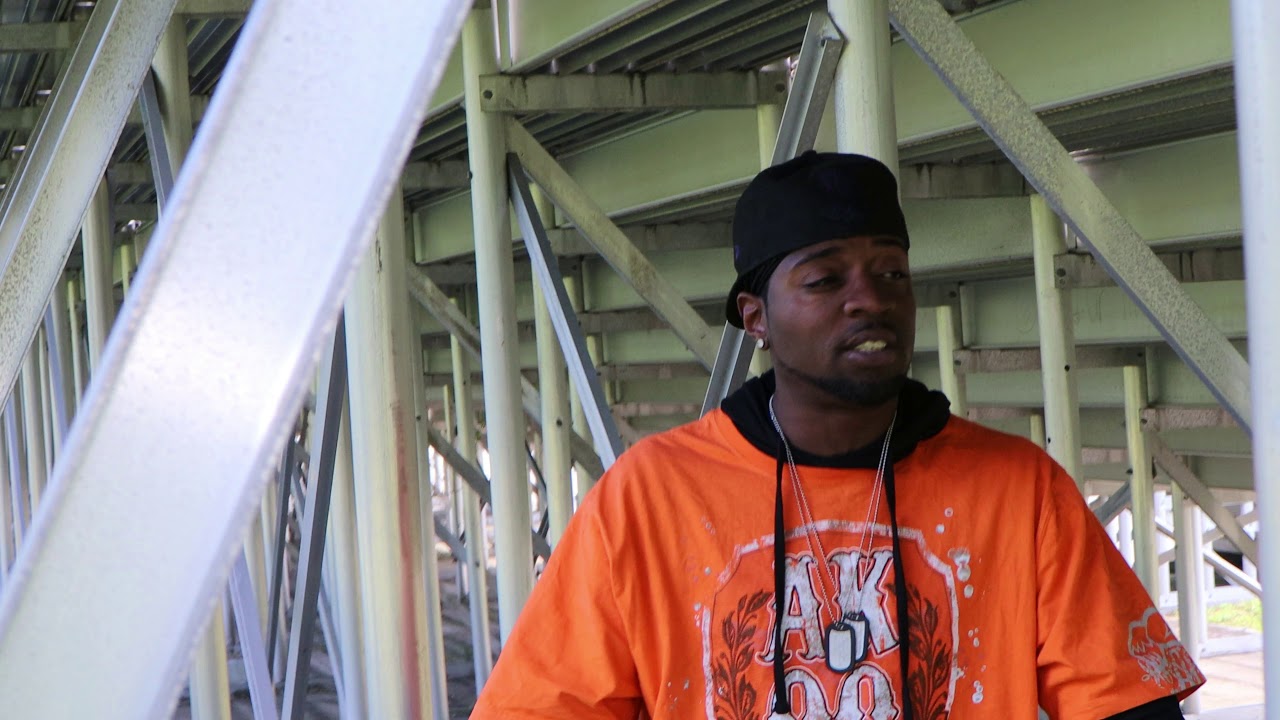 June - Calling (Official Music Video)