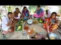 বর্ষায় খিচুড়ি খাওয়া | Easy and simple Bengali Khichuri recipe | Rainy season village lunch eating