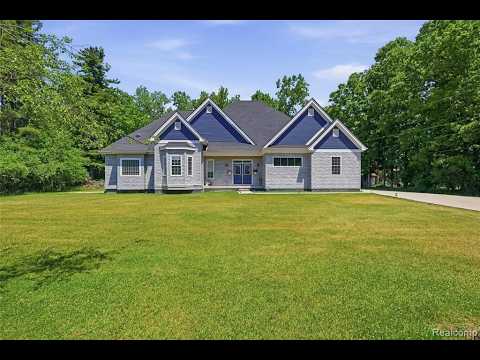 25212 Edgemont Dr, Southfield, MI home video tour