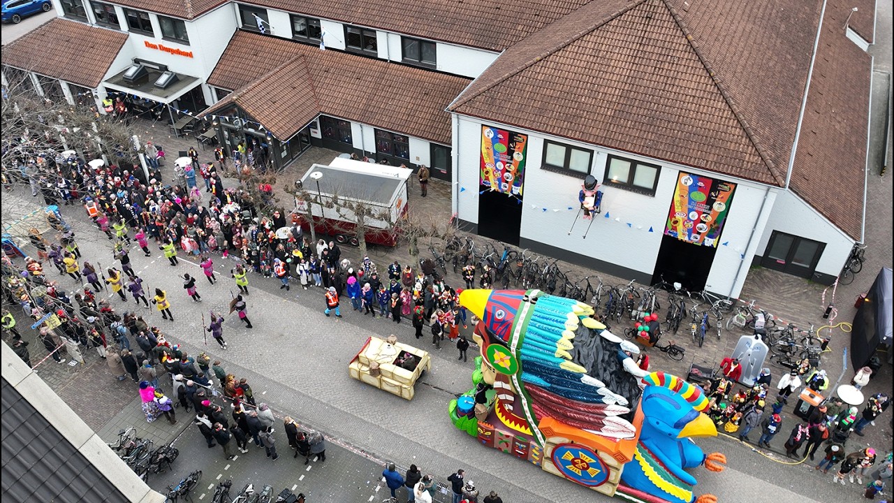 Optocht kijken met de Funkapel Berlicum (incl. droneshots)