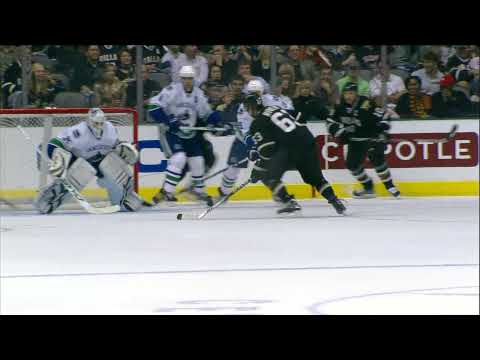 Cory Schneider makes Two Amazing Saves - Canucks a...