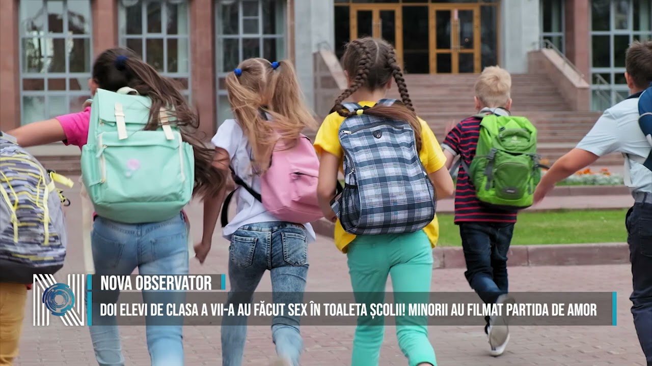 DOI ELEVI DE CLASA A VII-A AU FĂCUT SEX ÎN TOALETA ȘCOLII! MINORII AU FILMAT PARTIDA DE AMOR