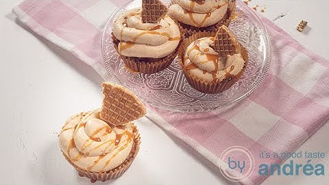 The best Dutch stroopwafel cupcakes ever!  {easy recipe}