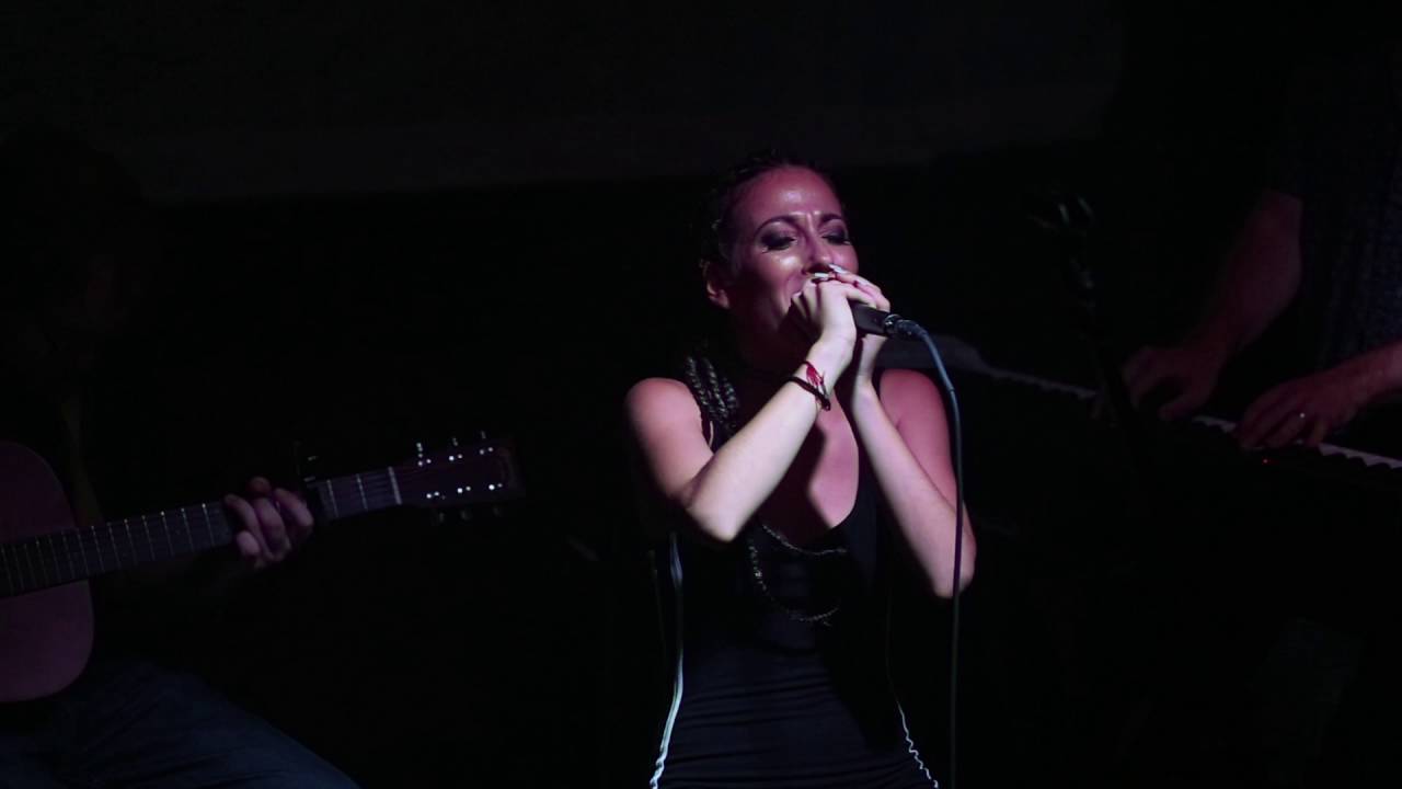 Brooke Forman - Heartbeat - Magnificence & Alec Maire (Nicky Romero Edit) // ACOUSTIC LIVE VERSION