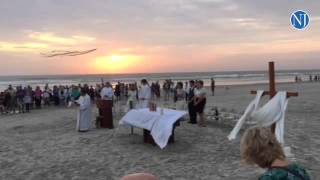 Easter sunrise service on Daytona Beach
