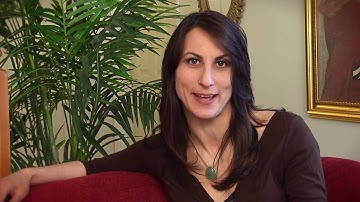 LinkedIn Makeover: Professional Secrets to a POWERFUL LinkedIn Profile