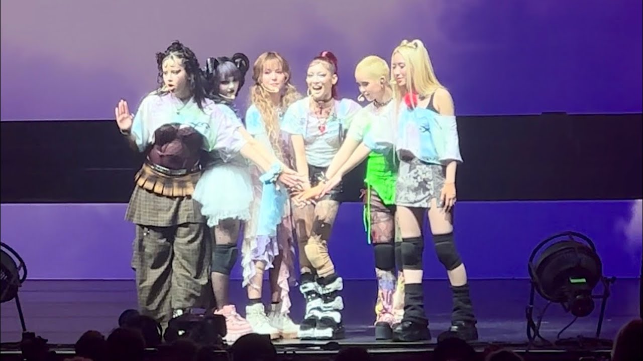 XG - HOWLING PARIS 2024 ZENITH - YouTube