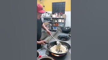 Cơm chiên cá mặn, ăn hoài không ngán