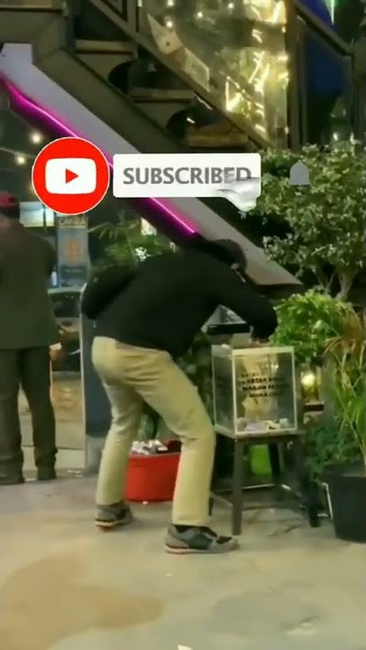 PEMUDA INI LANGSUNG VIRAL..!! pilih ngisi kotak amal dari pada sawer biduan. #shorts