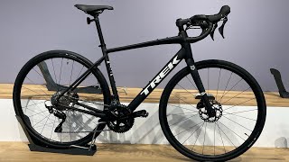 Trek Domane AL 5 Matte Black 2024 Rennrad Roadbike Gravelbike Overview New Shimano 105 12 fach