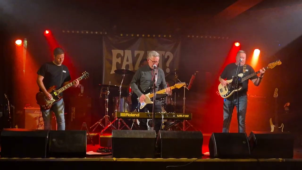 Fazat? Teenage Kicks Live At Drummonds Aberdeen (The Undertones Cover)