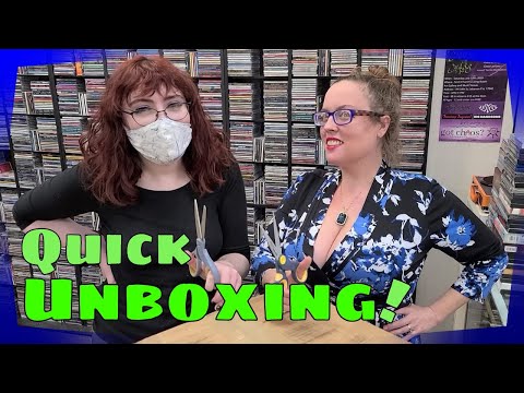 Quick Unboxing & The Hollies Fun Facts w/ Vinyl Records