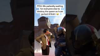 POV: Me waiting for everyone else to destroy the queen so I can go loot it first👀😂#arcraiders #fyp