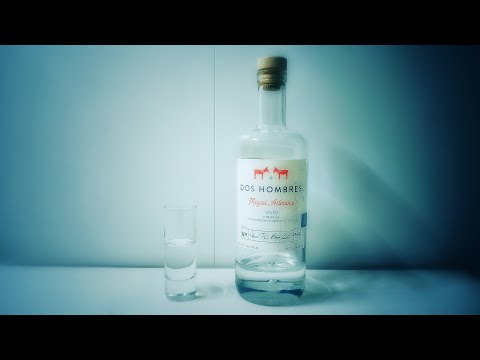 Vídeo: Bryan Cranston Y Aaron Paul De Breaking Bad Comienzan La Marca De Mezcal