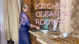 Cleaning Routine During The Holidays 