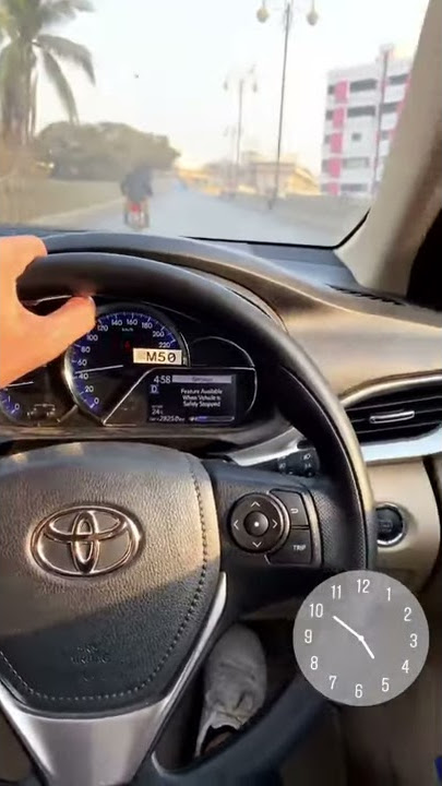 TOYOTA YARIS 1.5 ATIV X WHATSAPP STATUS